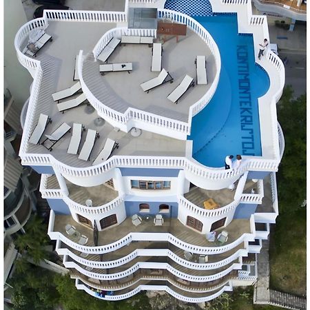 Monte Cristo Hotel With Rooftop Pool Sarandë 외부 사진