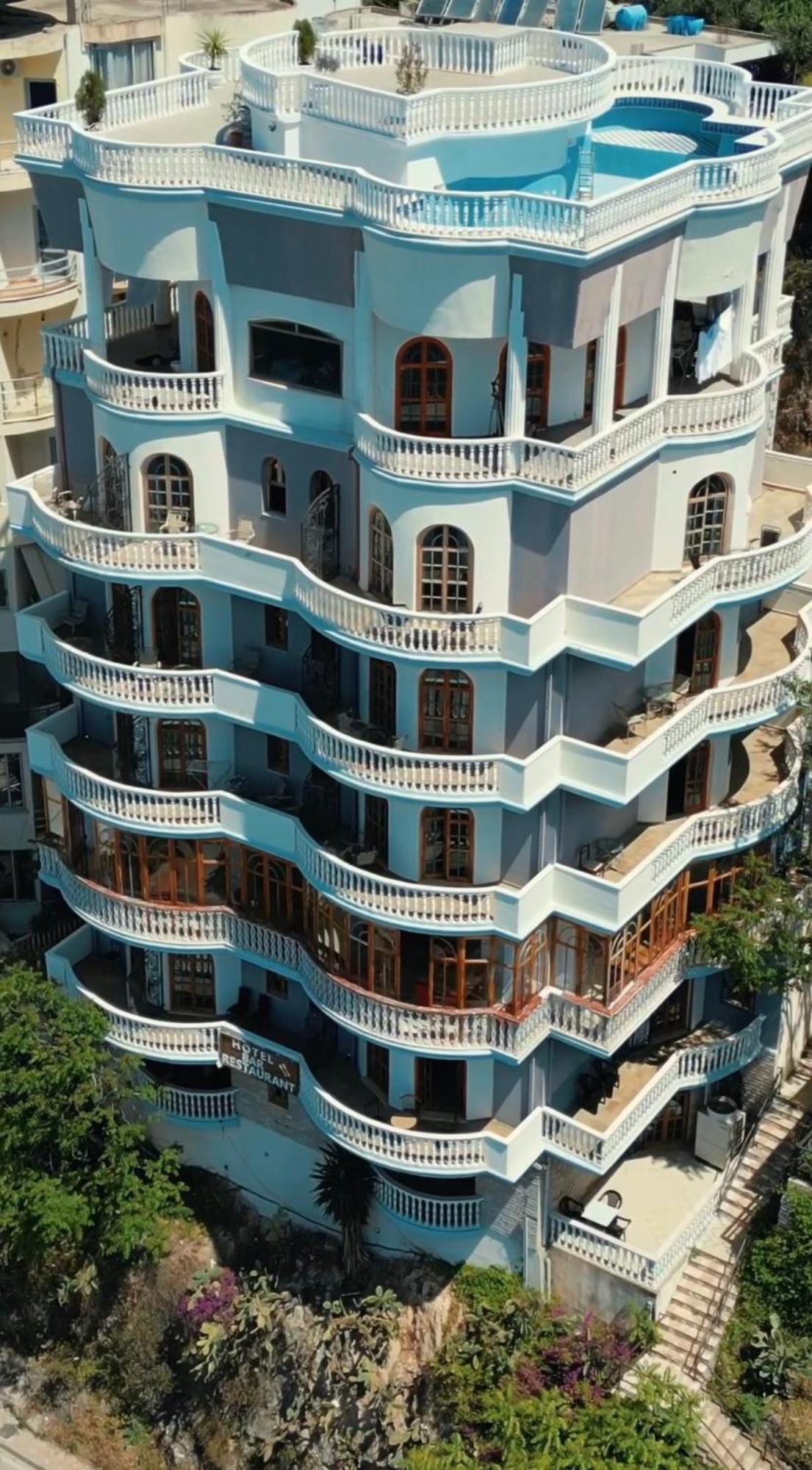 Monte Cristo Hotel With Rooftop Pool Sarandë 외부 사진